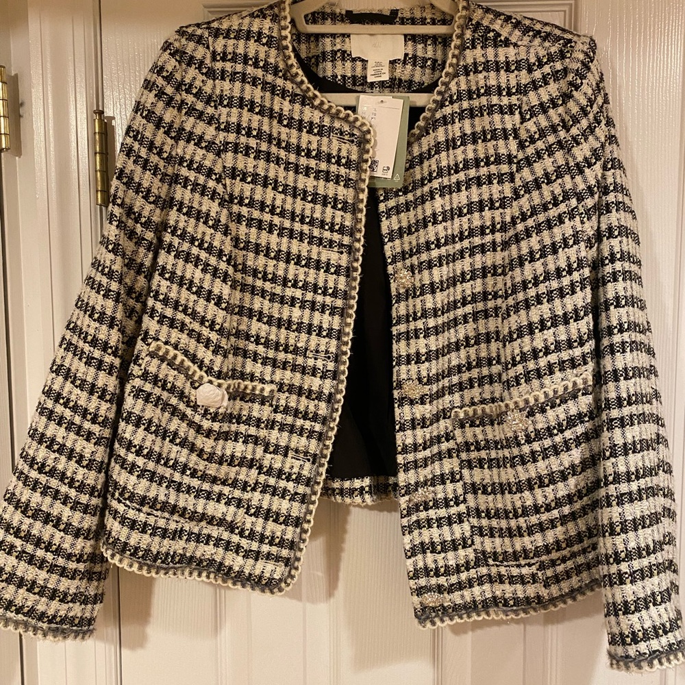 Black and white tweed lady jacket with “diamond” buttons